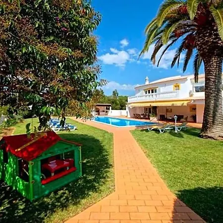 Villa Alvor Sleeps 8 Pool Air Con Wifi