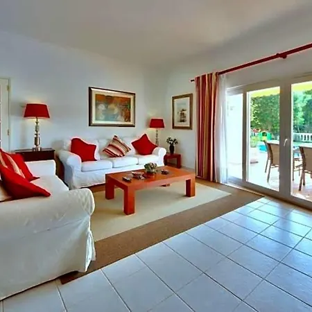 Alvor Sleeps 8 Pool Air Con Wifi Portimão