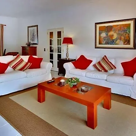 Alvor Sleeps 8 Pool Air Con Wifi