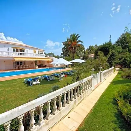 Alvor Sleeps 8 Pool Air Con Wifi *