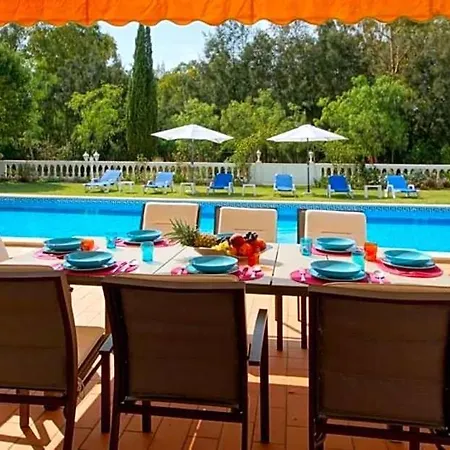 Alvor Sleeps 8 Pool Air Con Wifi Portimão